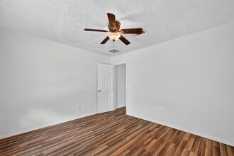 Building Photo - 7839 Cook Rd