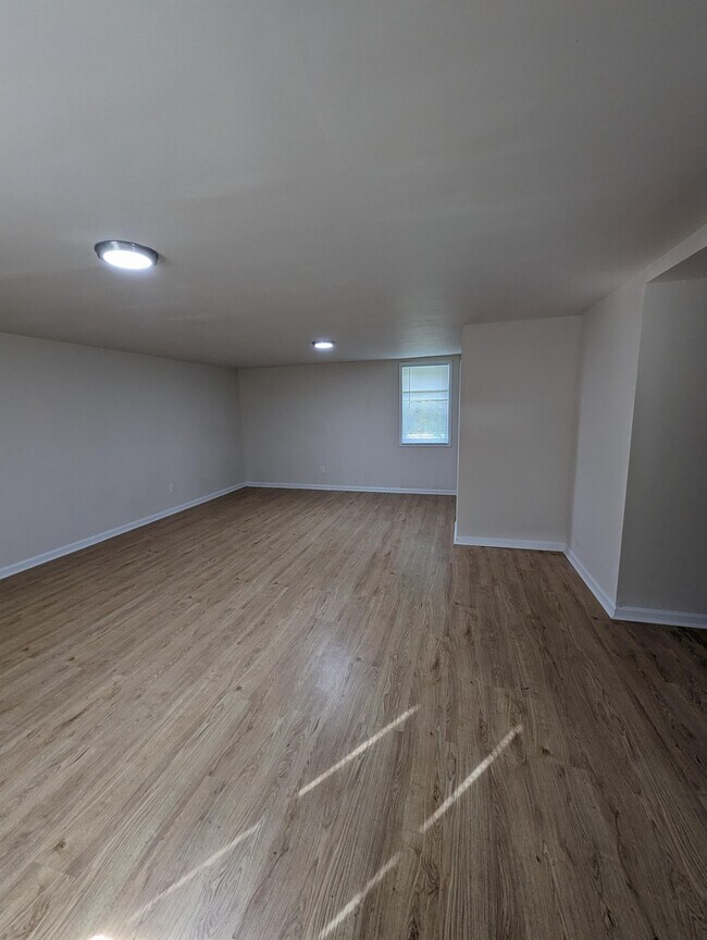 Foto del edificio - 3867 Bakers Ferry Rd SW