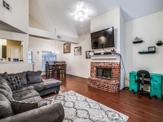 Foto del edificio - 3145 Partridge Ct