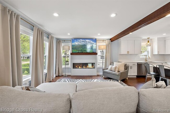 Foto del edificio - 1410 Mclean Ave