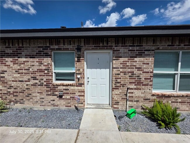 Foto del edificio - 24 Israel E Ave