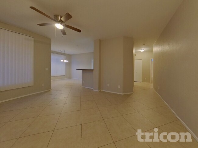 Foto del edificio - 735 S Bedford Dr