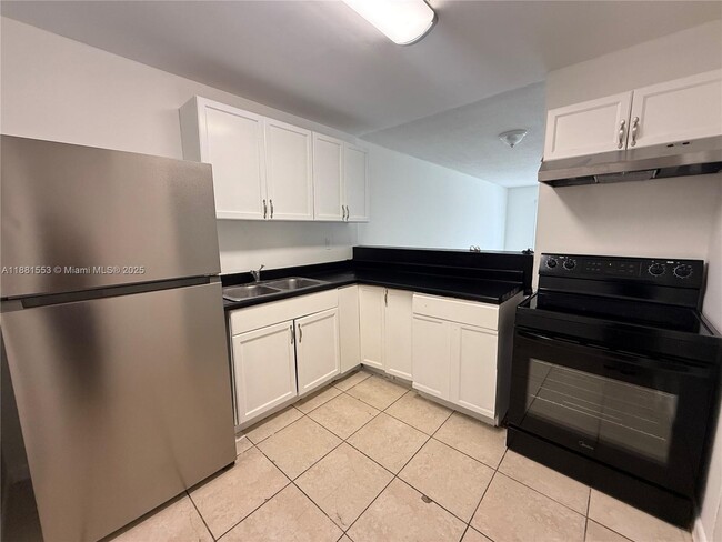 Foto del edificio - 15225 NE 6th Ave