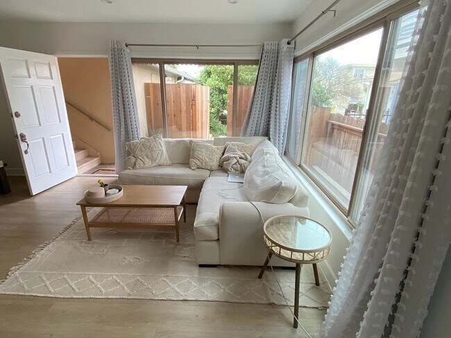 Foto del edificio - 1715 Glendon Ave