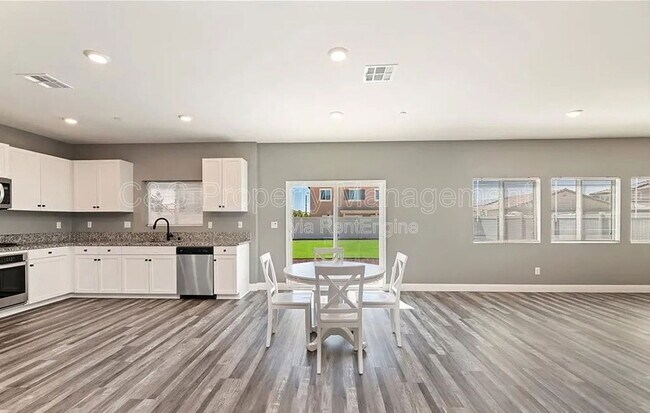 Building Photo - 26751 Orchid Ct