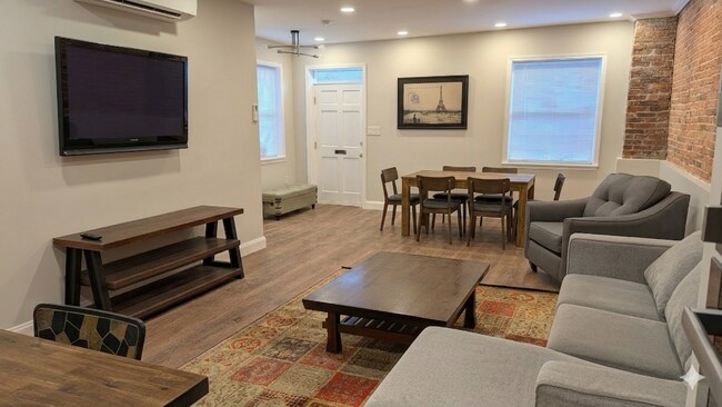 Foto del edificio - 628 Portland St