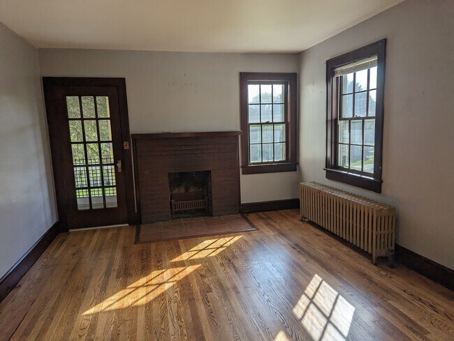 Foto del edificio - 119 Hammett Ave