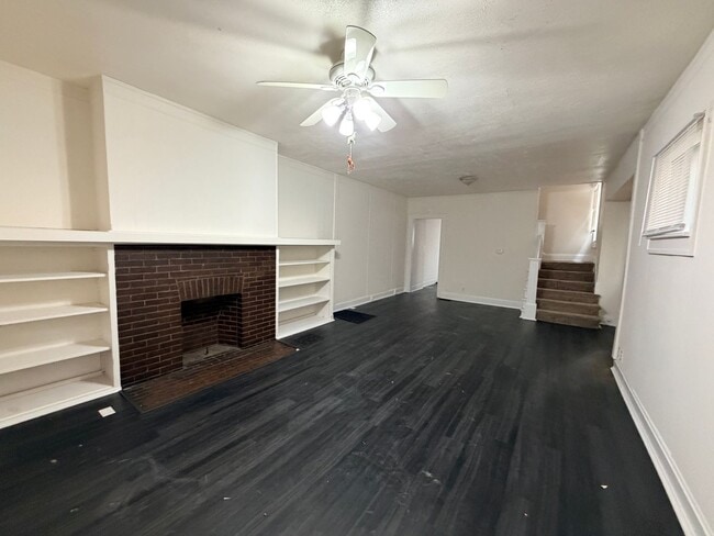 Building Photo - 3141 N Park Ave