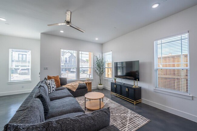 Foto del edificio - 4209 McKinney St