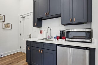 Building Photo - 1738 N Rampart St