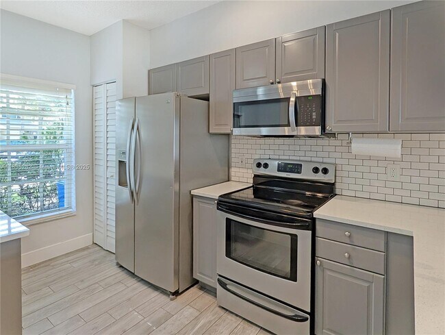 Foto del edificio - 180 SW 96th Terrace