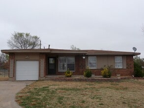 Building Photo - 4303 NW Ridgecrest Dr