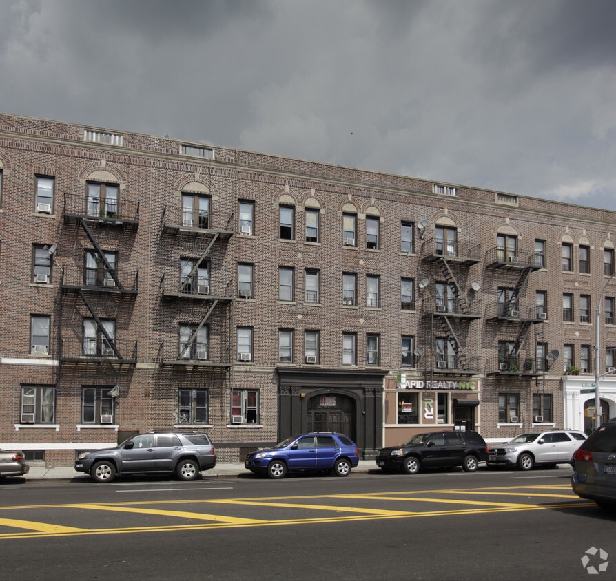 146 17 Hillside Ave Jamaica Ny 11435 Apartments Jamaica Ny Apartments Com