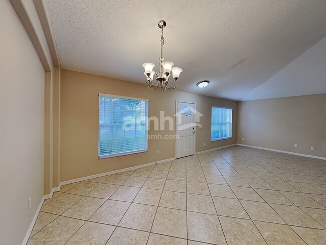 Building Photo - 28733 Midnight Star Loop