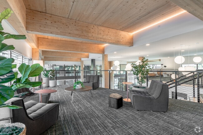 Mezzanine Lounge - Kerf Apartments