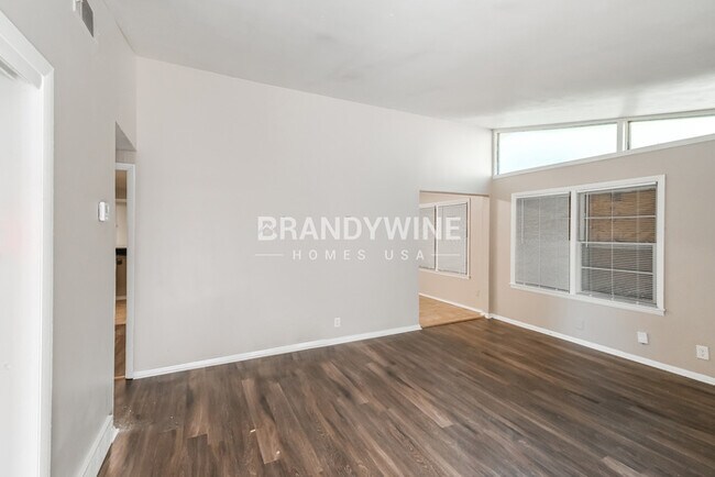Foto del edificio - 4825 Cottonwood Rd