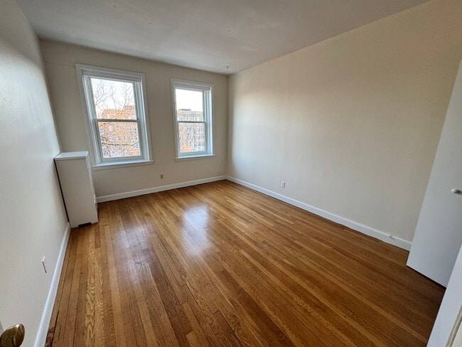 Building Photo - 1193 Commonwealth Ave