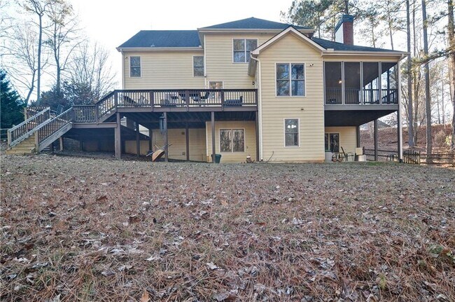 Foto del edificio - 120 Wedgewood Falls Dr