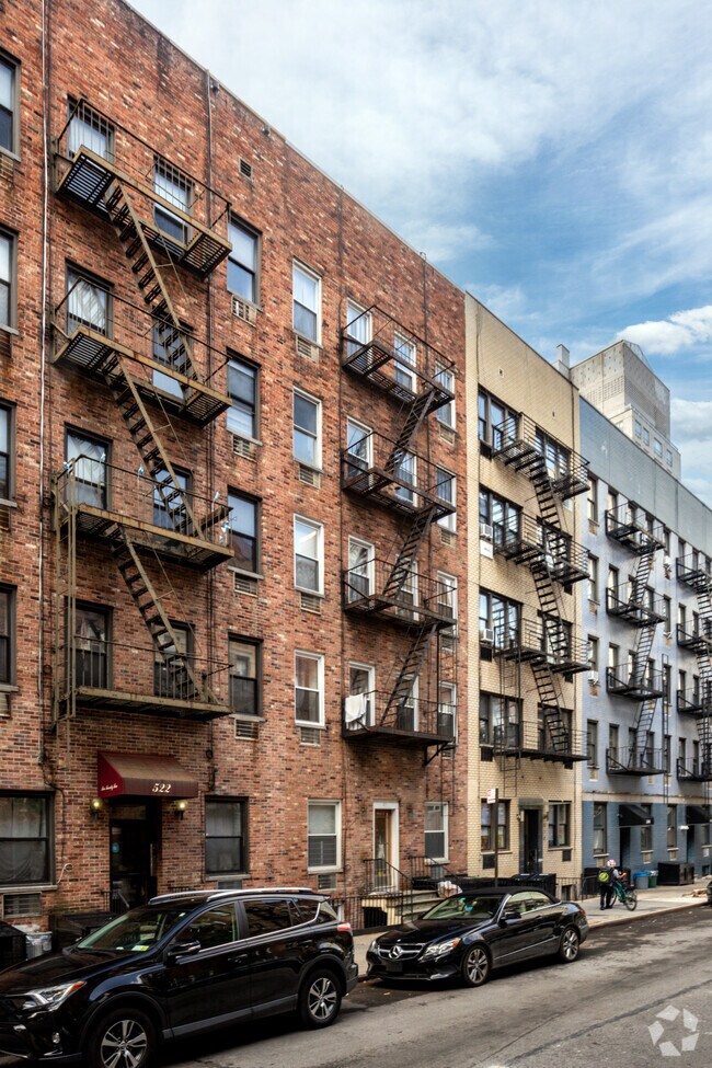Building Photo - 520 E 88th St