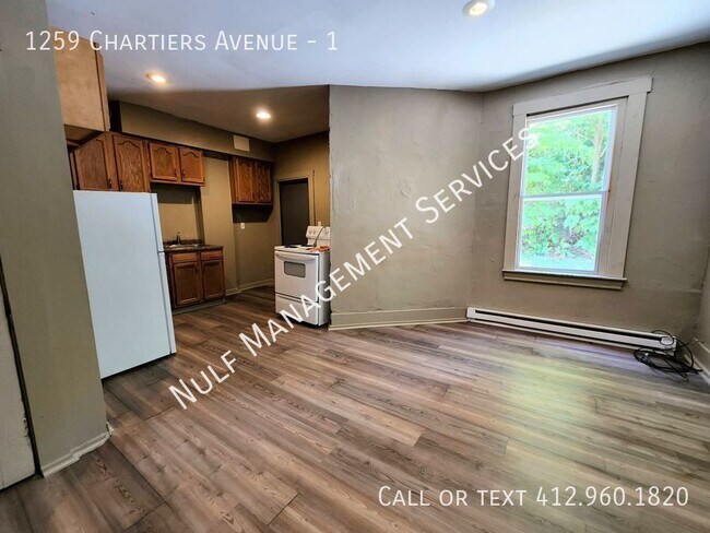 Building Photo - 1 Bed, 1 Bath Apartment in Crafton Heights