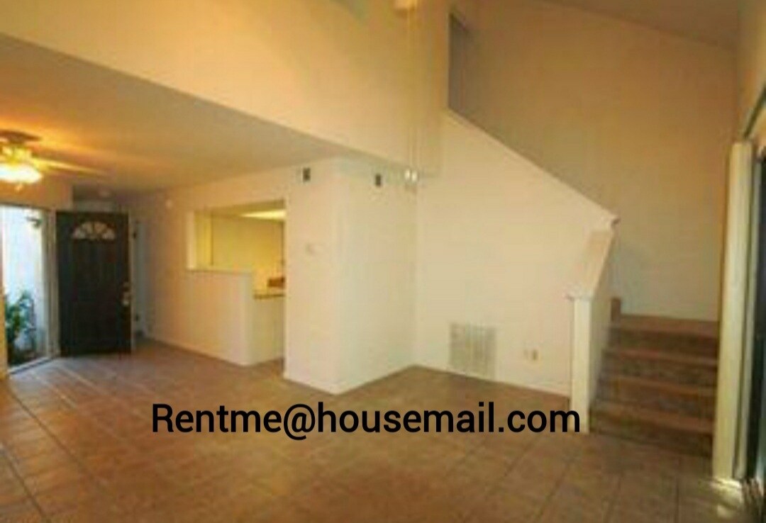 1238 Bayshore Dr N, Jacksonville, FL 32233 Townhouse for Rent in