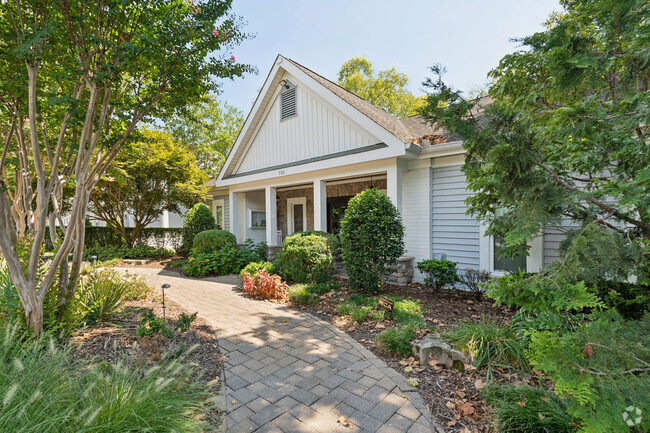 Building Photo - Piccadilly Apartments of Windsor Green