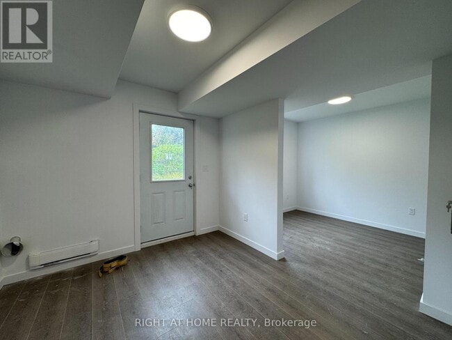 Building Photo - 107 HighRiver Trl