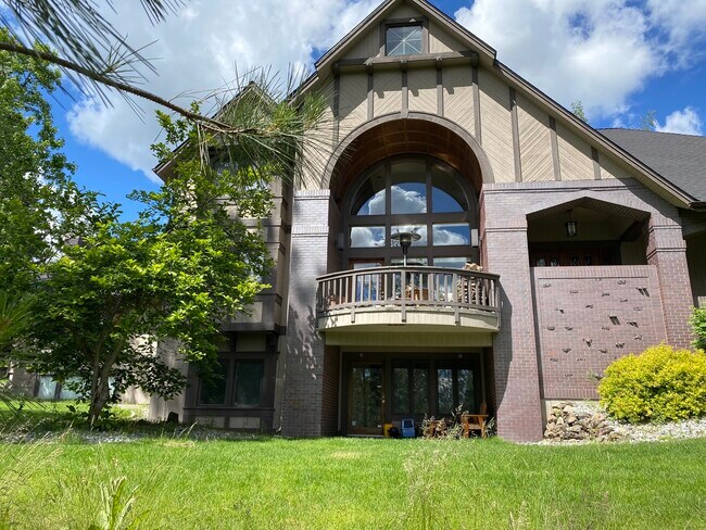 Foto del edificio - 3926 W Center Ln