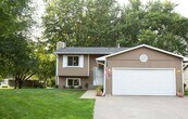 Primary Photo - 2280 Caulfield Plaza, Woodbury, MN, 55125