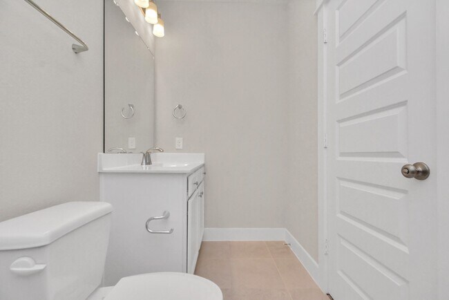 Foto del edificio - 791 Strawberry Pines Ct