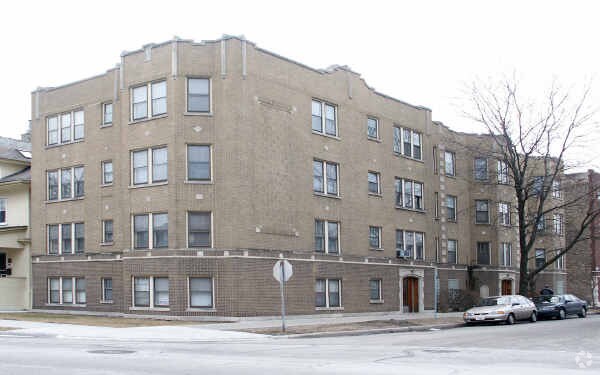 Building Photo - 4535-4541 N Leavitt St