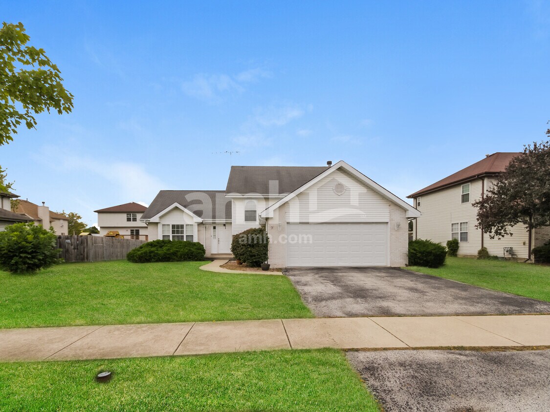Primary Photo - 25766 S Taft St