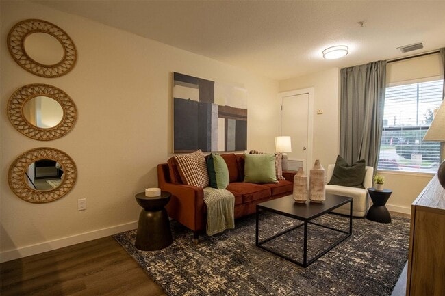 Photo - 18828 TX-249 Apartment