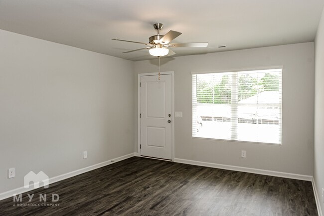 Building Photo - 175 Olde Hearth Rd