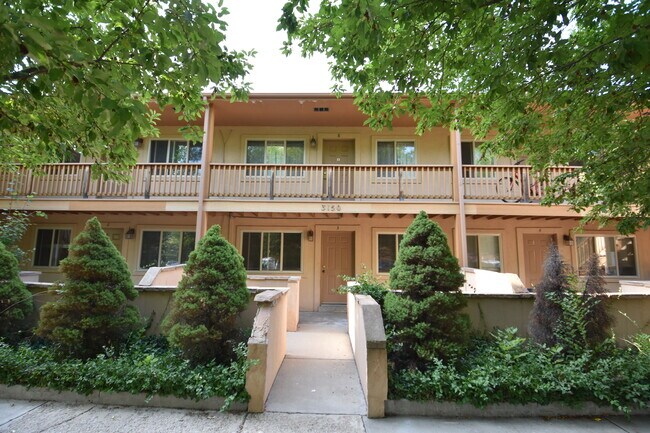 Foto del edificio - 3150 Madison Ave