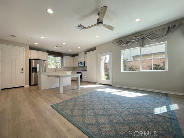 Foto del edificio - 16025 Symphony Ln