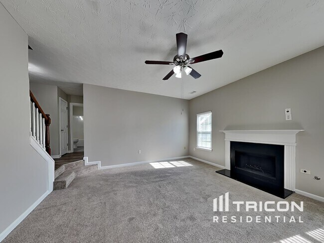 Foto del edificio - 4403 Beaver Tree St