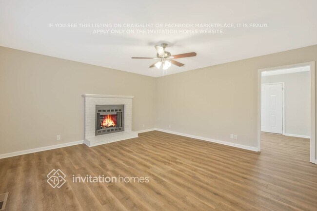 Building Photo - 1128 Sioux Terrace