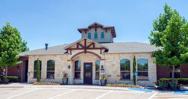 Foto del edificio - Retreat at Stonebridge Ranch Apartments