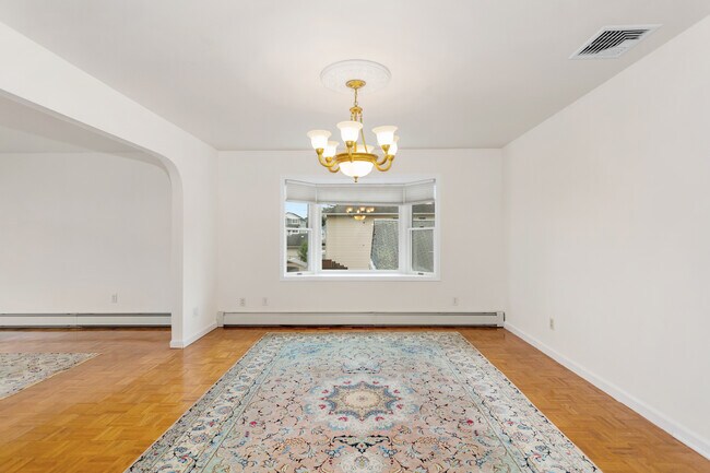 Foto del edificio - 130 N 7th St