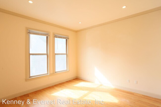Building Photo - 4 br, 2 bath House - 1950 Mason Street
