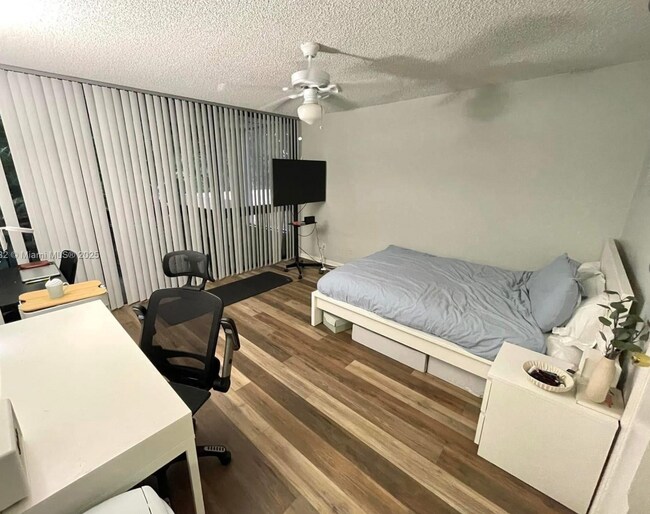Foto del edificio - 2811 SW 87th Ter