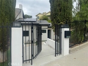 Building Photo - 4602 Poe Ave