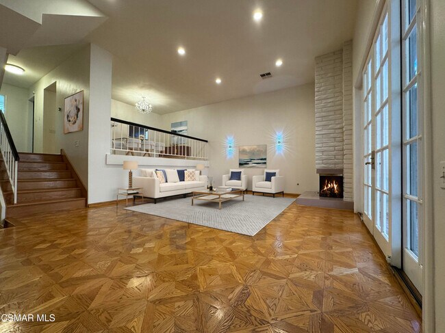 Foto del edificio - 5279 Newcastle Ave