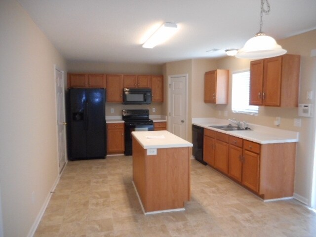 Building Photo - 5718 Waterpoint Drive
