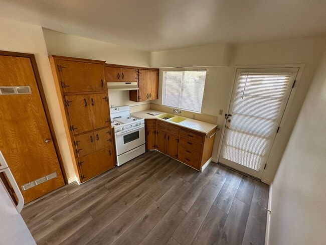 Foto del edificio - Cute 2 Bd 1Ba Unit NE Santa Maria