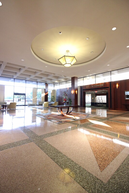 Foto del edificio - 3701 S George Mason Dr