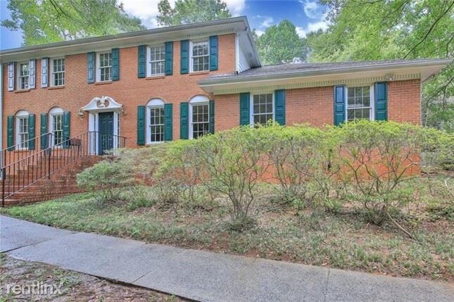 Building Photo - 4 br, 2 bath House - 656 E Riverbend Drive Sw