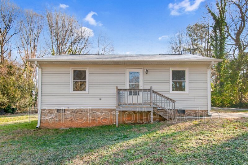 1398 Neely St, Gastonia, NC 28054 House Rental in Gastonia, NC
