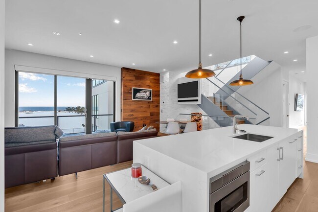 Foto del edificio - 200 Ocean Ave N